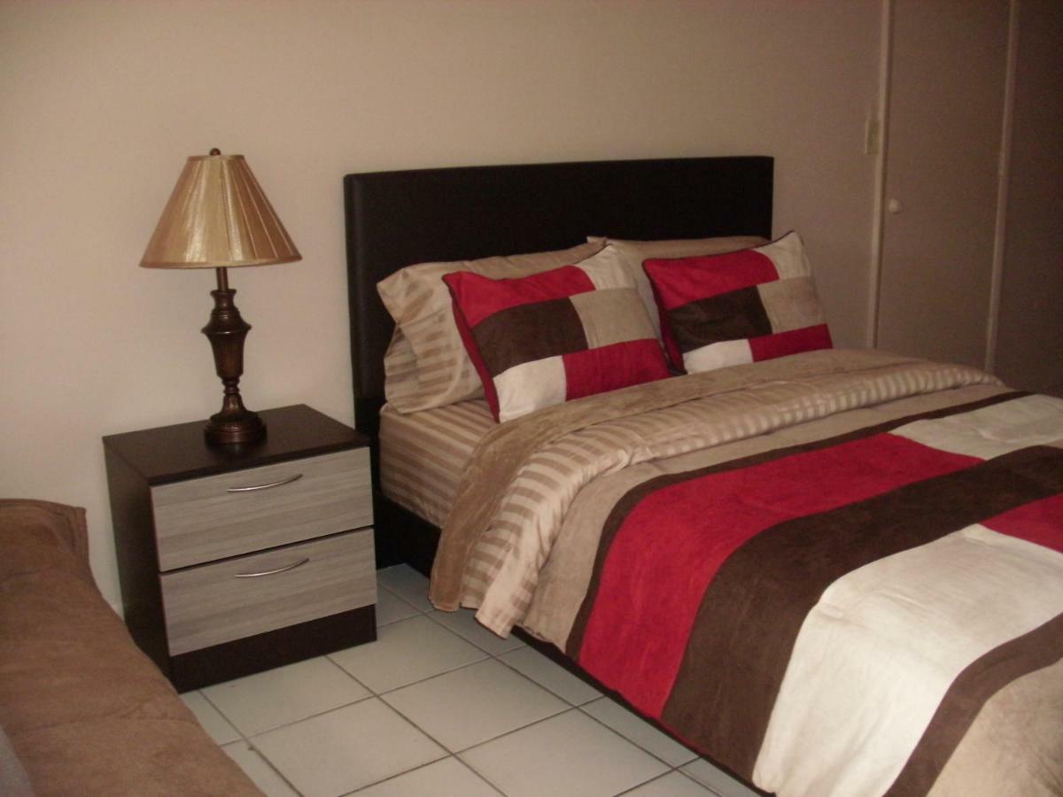 Апартаменти Newly Furnished Large, Clean, Quiet Private Unit Форт-Лодердейл Екстер'єр фото